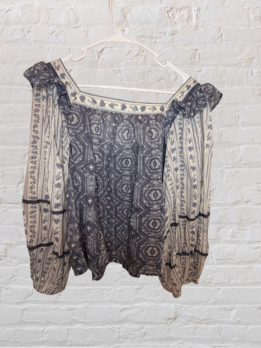 NWT Free People Mostly Meadow Blouse Ivory Combo Balloon Sleeve Cotton Large - Picture 7 of 8